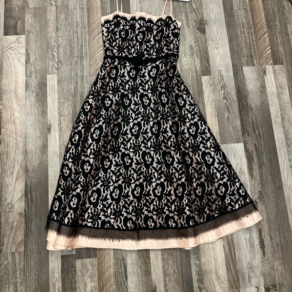 Tessuto Blush and Black Lace Dress